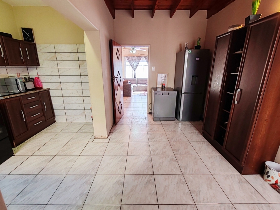 2 Bedroom Property for Sale in Potchefstroom North West